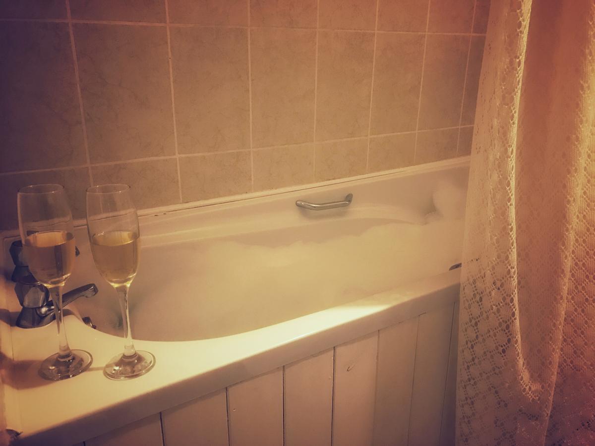 Mcmahon Guesthouse Лістоуел Екстер'єр фото